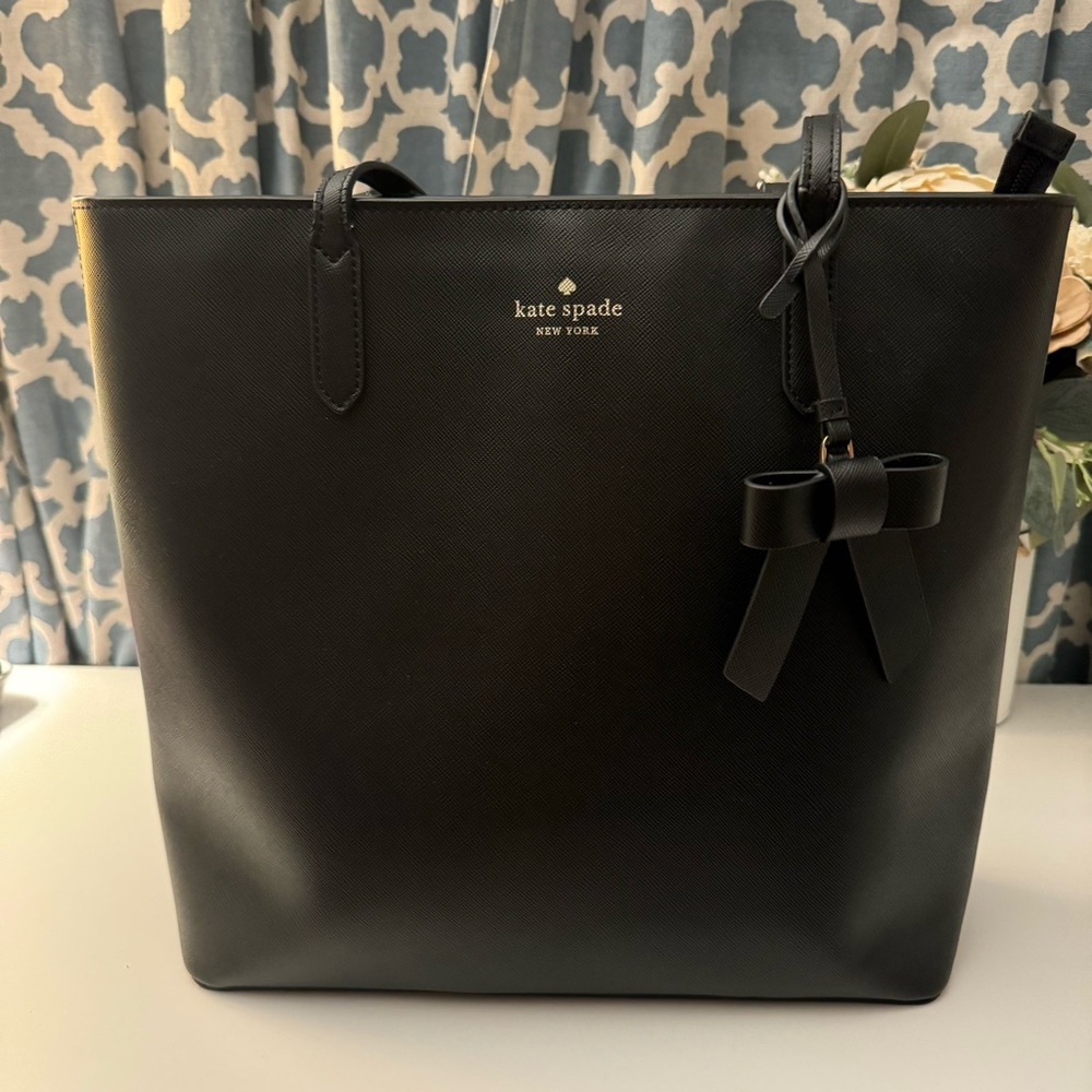 EUC Kate Spade Brynn Tote - Black - Minor wear to handles